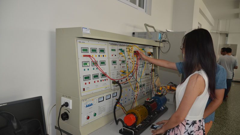 工业低压电器开关参数详解：关键指标与选型要点